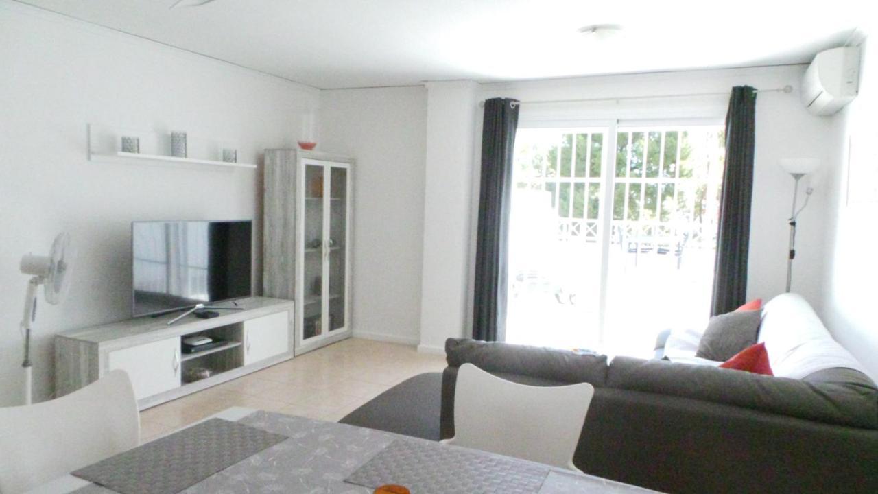 Immaculate And Modern 1 Bedroomed Apartment Denia Kültér fotó